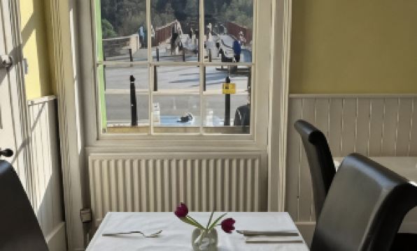 The Tontine Hotel & Bar