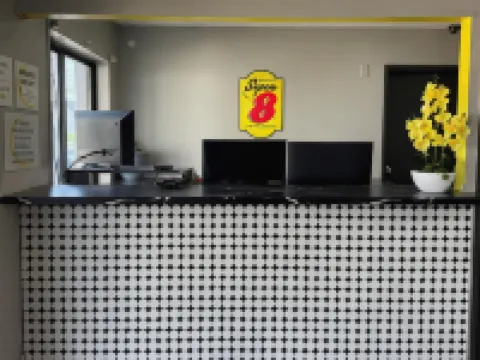 Super 8 by Wyndham Evansville East Hoteles en Condado de Vanderburgh