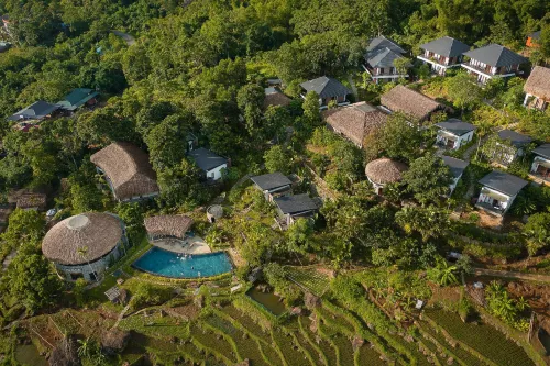 PU Luong Bocbandi Retreat