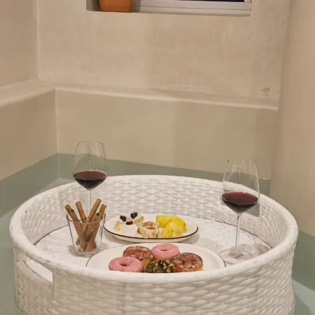 Island Stay Jeju Отели рядом с достопримечательностью «Площадь Тапдонь»