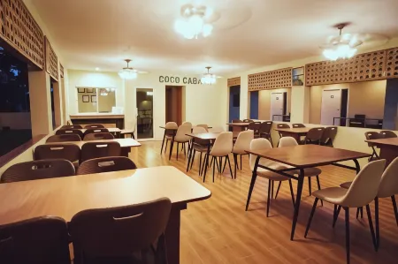 Coco Cabana Apartelle Отели рядом с достопримечательностью «South Farm Panglao Bohol»