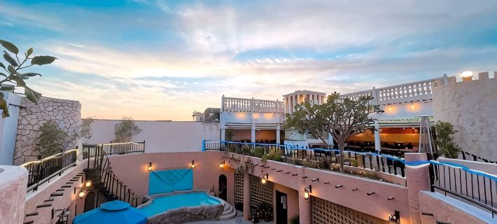 Al Liwan Suites Отели в г. Доха