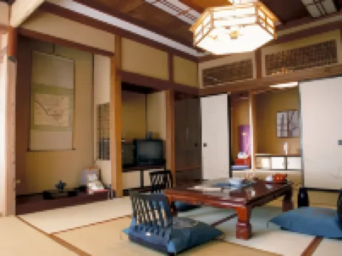 Rekishi-No-Yado Kanaguya - Thermen