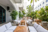 Sunset Marina Hotel