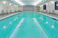 Holiday Inn Express & Suites Rochester-Victor Hotels in Fishers