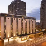 DoubleTree by Hilton Hotel Milwaukee Downtown Hotels near American Family Field