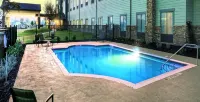 Comfort Inn & Suites - Pools