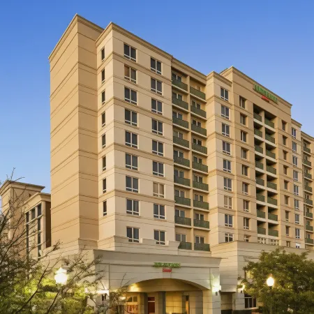 Courtyard Tysons McLean