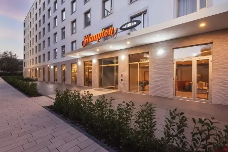 Hampton by Hilton Konstanz Отели рядом с достопримечательностью «Констанцский университет»