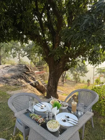 ISOL Nature Resort Отели рядом с достопримечательностью «Star Trekk Adventure Beach Camp Side»