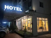 Day II Hotel Hoteller i Ang Sila
