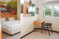 Greenhaus Inn Dinoyo Hotels in Keputran