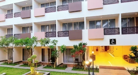 Rama Garden Hotel Отели в г. Палу