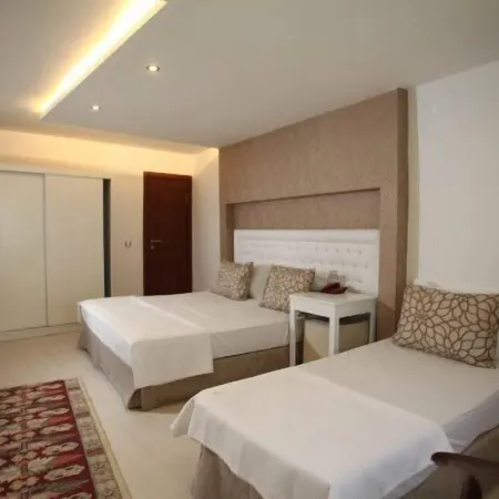 Grand Harsena Hotel