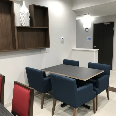 Holiday Inn Express NAPLES SOUTH - I-75 by IHG