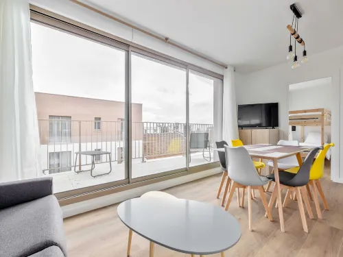 Pleasant Apt with Balcony-6P-Close to Disney/Paris - 公寓