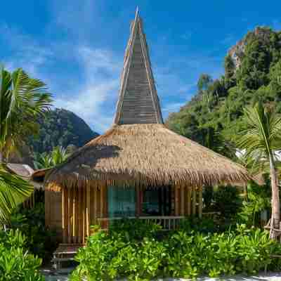 Phi Phi CoCo Beach Resort Hotel Exterior