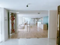 Miiches Prime Pad is located in a resort style condominium in the city of Lapu2x