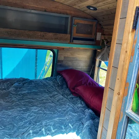 Charming Tiny Home/ school bus conversion in marvelous Cortez with WiFi