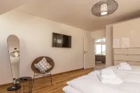Luxury apartment time out & sea