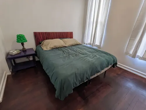 Funky, Fido-friendly flat near downtown Ishpeming.