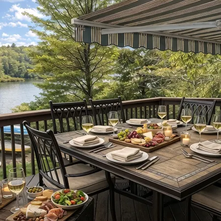 Luxury 5-Br Lakefront - Newly Renovated in 2026 - Private Hot Tub
