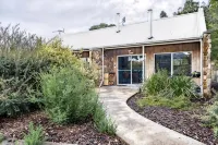 Freycinet Stone Studio 6