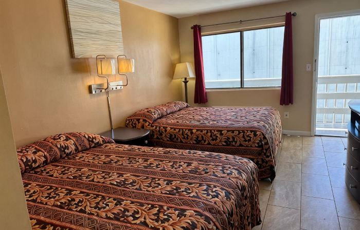 Sea Palace Motel