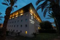 Port Elche Hotels in 