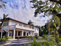 The Henry Hotel Manila ル ・パビリオン周辺のホテル