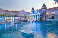 Adhiwangsa Hotel - piscina