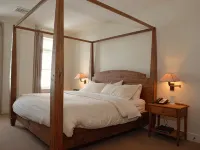 Clay Brook Hotel at Sugarbush Hotels in Warren