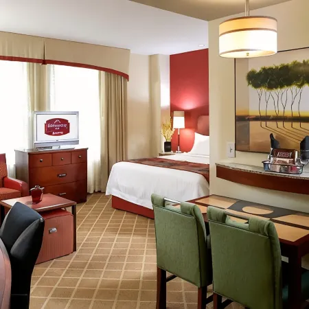 Residence Inn Columbus Downtown Отели рядом с достопримечательностью «Зимний сад Франклин-парка»