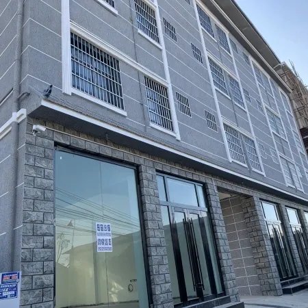 Ruili Zhuyunxuan Apartment