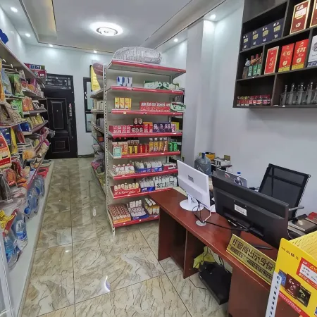 Narong Changlai Hotel Отели в г. Наюн