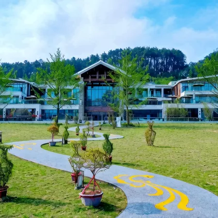 Youfeng Laiyi Hotel