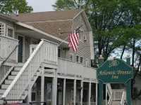 Atlantic Breeze Inn - parking