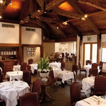 North Lakes Hotel and Spa