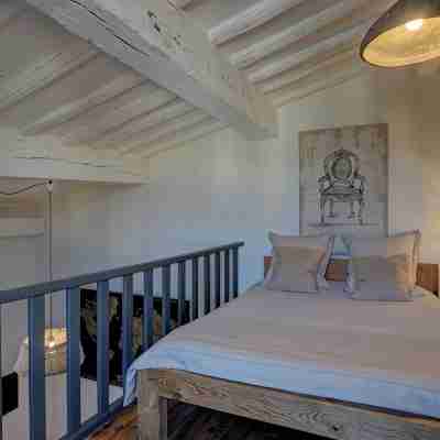 Cozy mezzanine dans bel immeuble HP Les Oliviers-4 Rooms