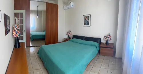 Angie's Apartment "Private Parking- 500mt by the sea"