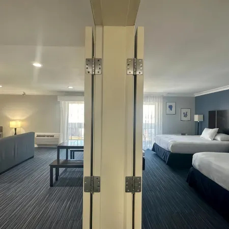 The Pacific Inn
