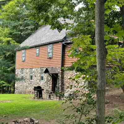 Tall pine house Hotel Exterior