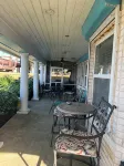 Entire Waterfront Home with 110Ft lighted private Fishing Pier on Galveston Bay! - Wi-Fi