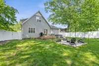 Weko Beach Retreat, Hot Tub, Fire Pit & Near Lake Michigan