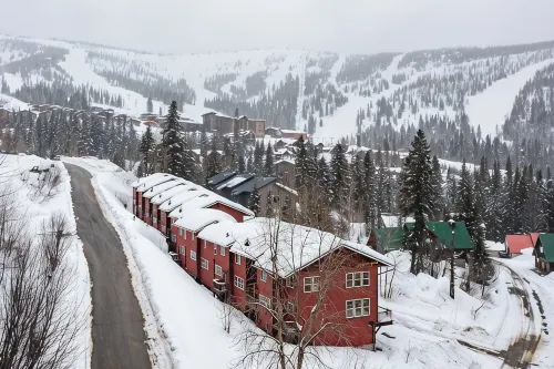 Schweitzer Mountain 3 bd Getaway