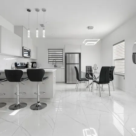Brand NEW Cozy 3 Bedroom Apartment conveniently located in Pharr-McAllen area! Отели в г. Фарр