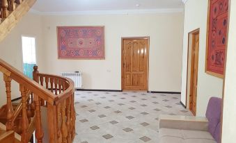 Qamar Hotel