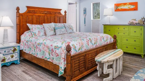 Sandy Cheeks & Barefeet, Gorgeous Interior Gulf Beach Place, Pool, on Beach Side