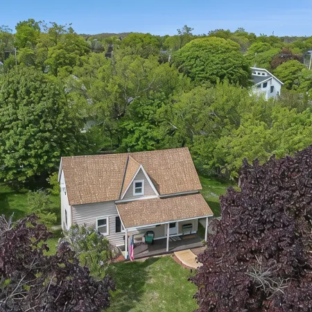 Ultimate Charlevoix Walkable Vacation Home Near Everything