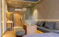 W Home Senopati - Pensions
